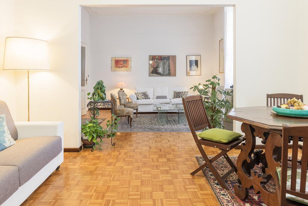 Flower'S Market Apartment - Charme Holidays ローマ エクステリア 写真